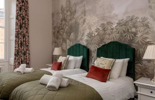 Edinburgh Castle Suite - The Edinburgh Address - Photo 23