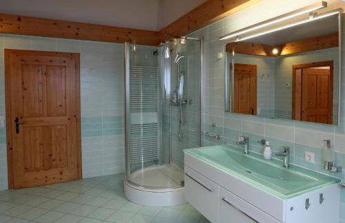 Unique Luxury Villa 22 min to Munich 290m2 Pool Sauna - Foto 41