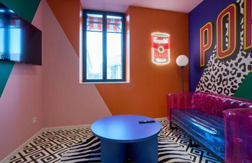 La Villa Orange - POP'ART - proche cité médiévale et centre ville à pied - Foto 19