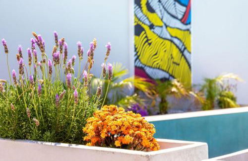 Talos Luxury Suites - Photo 22