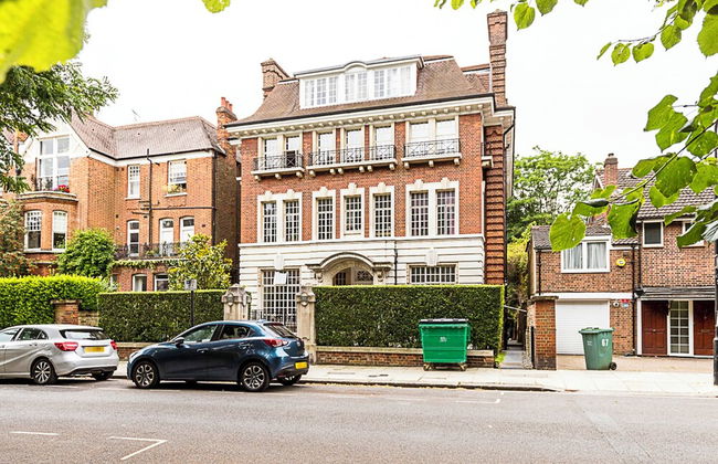 Charming and Modernised Edwardian Flat - Photo 26