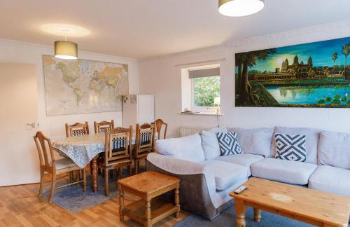 5 Bed Townhouse with Garden & Parking by BrumStay UK - Foto 51