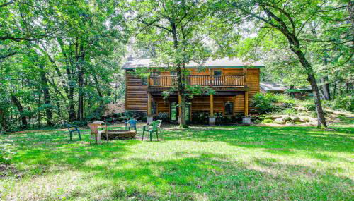 Peaceful Wautoma Retreat with Deck on 10 Acres! - Foto 3