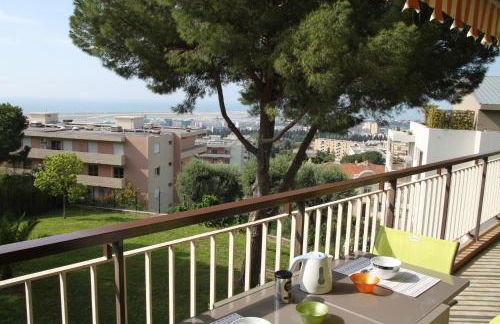 Oasis Méditerranéen Piscine & Parking Calme absolu - Photo 16