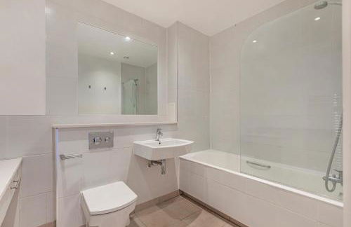 3BD Canalside Flat in De Beauvoir Town - Foto 5