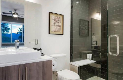 Million Dollar Rooftop MTN Views -2 King Beds-DT Golden - Photo 14