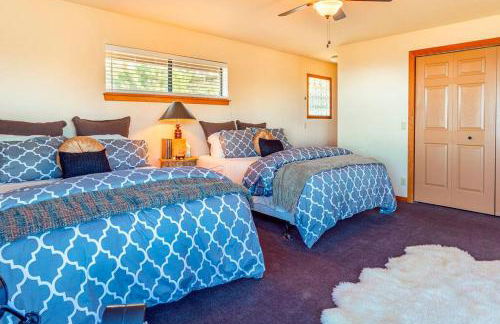 A LIVING CANVAS Amazing Lake View Custom Home - Foto 25