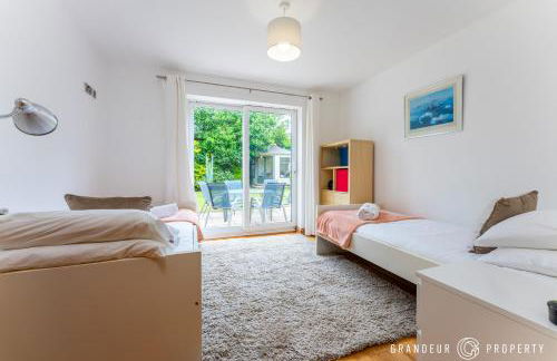 Bracken Bliss by Grandeur Property - Photo 23