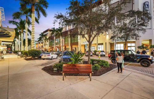 The Sunshine Social - Photo 19