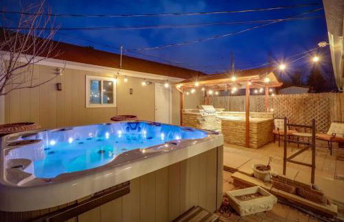 Movie Theatre Hot Tub Outdoor Grill - Foto 28