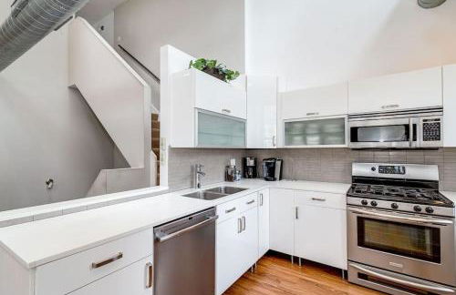 Beautiful Unit CHI in Prime River North - top floor - Foto 5