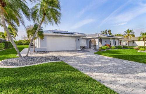 Villa Tiki w/ heated Pool very quiet & green Oasis - Photo 34