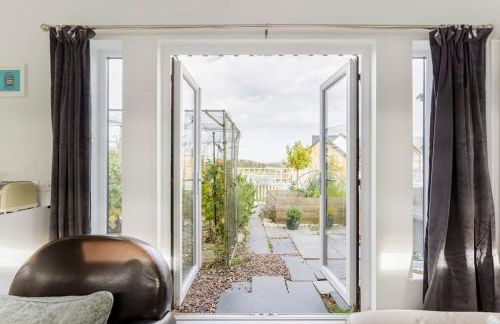 Cosy and modern 1 bedroom garden house - very dog friendly! - Photo 26