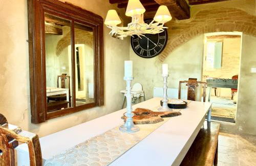 Stunning Village Casa with Private Garden and Olive Grove - Foto 10