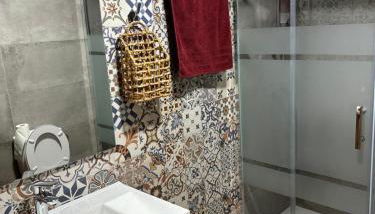 Apto Primera Línea con Piscina - Guipas Beach - Foto 4, towels, Shower