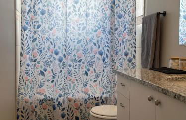 Ray's Place - Photo 9