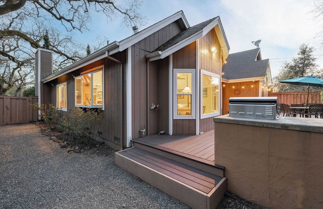 Valley of the Moon by Avantstay Tranquil Escape, Large Yard w/ Hot Tub & Fire Pit - Foto 44