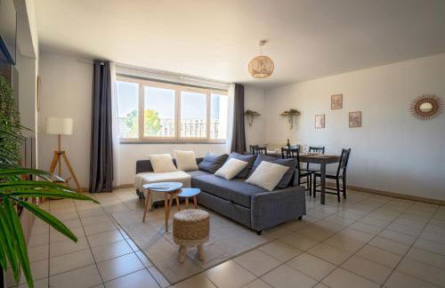 Centre - Parking - Esplanade de l'Europe - Cosy - Foto 7