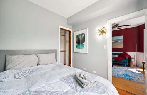 Wrigley 2BR, 1BA with Free Parking - Foto 9
