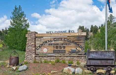 Historic Mining Manor in the Colorado Rockies - Foto 19