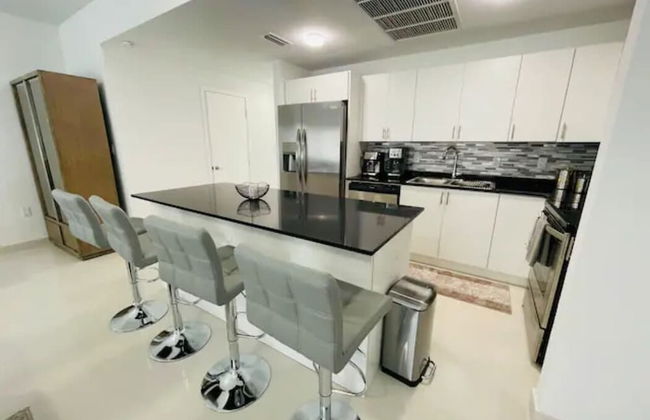 Comfortable European Style Home 4BR 4BA in Miami by ASVR-13670 - Foto 14