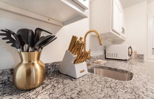 Sanctuary on Sylvan with Golden King Bed - Foto 5