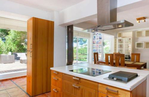 Classic Villa for 12- Pool, BBQ, big exterior area - Foto 36