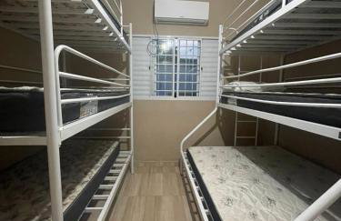 Casa Praia Grande 5min praia, 2 vagas, wi fi , 3 banheiros , piscina grande , freezer extra gelo , churrasqueira , até 9 pessoas - Photo 23