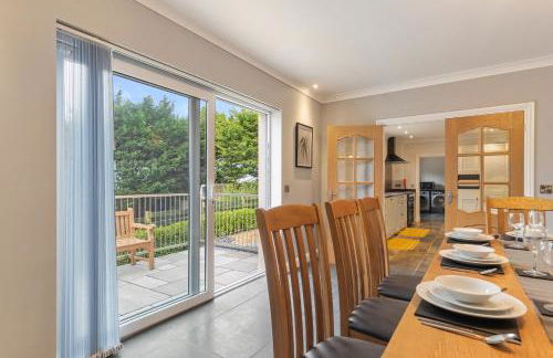 Maynor - Large Luxury House, Log Burner, Central Location - Photo 11