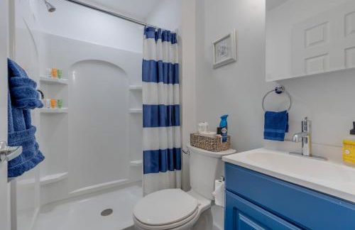 Perfect 2BR Hideaway Just 35 Blocks to Beach & Boards Fire Pit, Grill, Relax - Foto 18