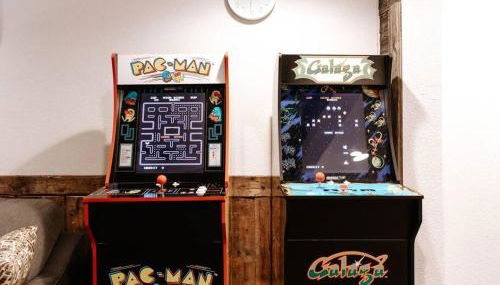 The Hermantown Hangout - Foto 5