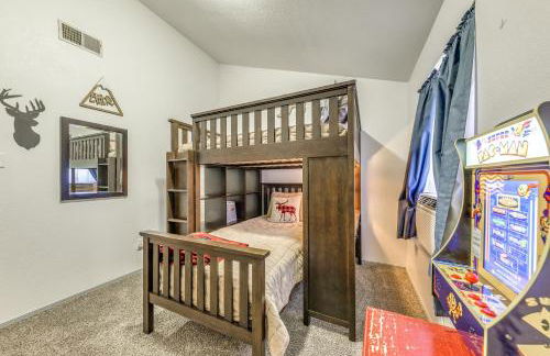 Hike, Golf and Explore Ruidoso Retreat with Deck! - Foto 19