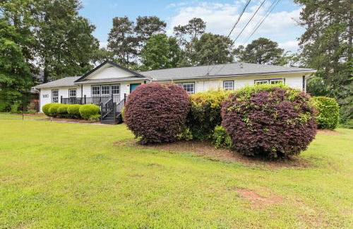 5BR with Game Room & Huge Backyard - Foto 8