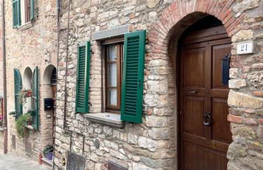 Romantic Escape in Medioeval Passignano -Lake View - Foto 2