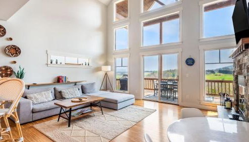 Private Retreat w/ Hot Tub, Amazing Views, Game Room Silver Spoon by Avantstay - Foto 2, Other