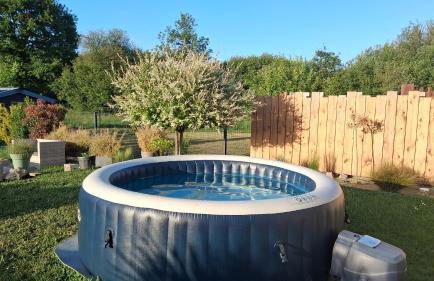 Maison 170m2 entre ville et campagne - Photo 2