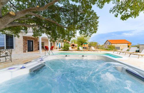 Villa Agape - heated pool - Foto 20