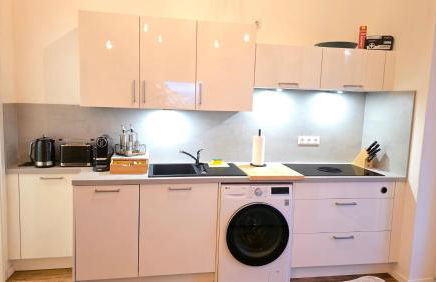 Black Forest -5- I Design-Apartment I 2 Etagen I Terrasse & Balkon mit Ausblick I Boxspring I Nespresso - Foto 5