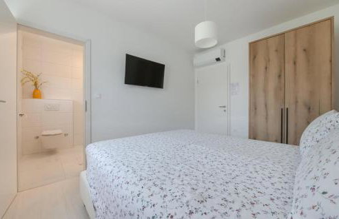 Awesome Home In Mali Vareski - Foto 27