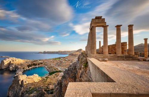 Antique Villa - Photo 35