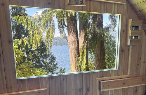 Waterfront Retreat with Fireplace, Hot Tub & Sauna - Foto 49