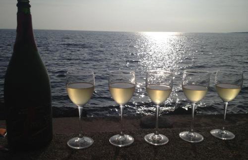 Apartments Ivan Sea View in Peaceful Lun - Photo 20