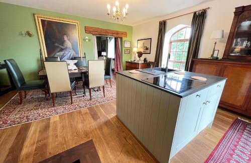 Tan-yr-Ogo Gate Lodge, Gwrych Castle - Foto 14