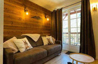 "La clé dorée" Studio balcon ensoleillé Vue montagne wifi - Photo 1