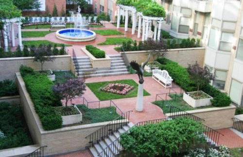 Penn Quarter 2BR w Gym Pool nr National Mall WDC-167 - Foto 22