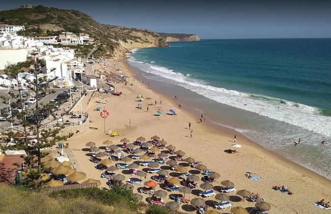 Beautiful Villa in Praia da Salema max 6 People - Foto 28