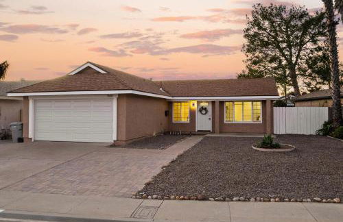 Entire Private Home with 3 Bedrooms 2 Bathrooms, Gated Yard, Garage, Hot Tub, 4-Beds, Golf, Mira Mesa, Available Now - Photo 69