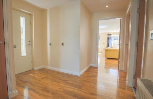 Stylish Modern Newly Built Apartment 15 min From City Centre - Foto 22