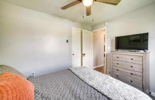 Deck and Patio Inviting Abode in Natrona Heights! - Foto 14