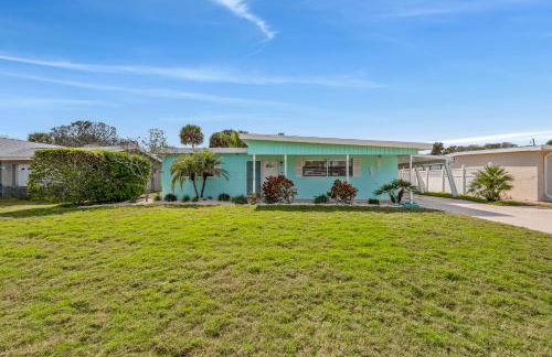 Walk to Beach, Heated Pool, Dog-Friendly, Firepit - Foto 43